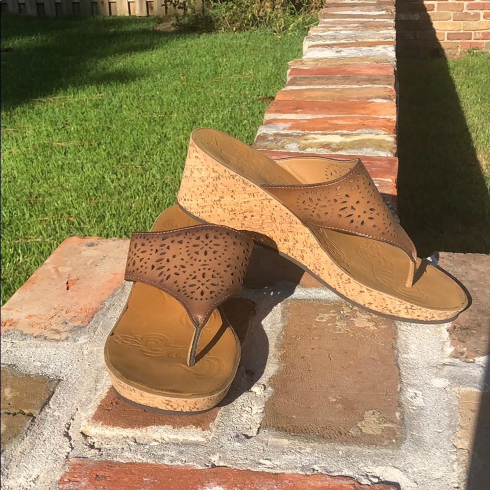 Clark’s wedge shoe